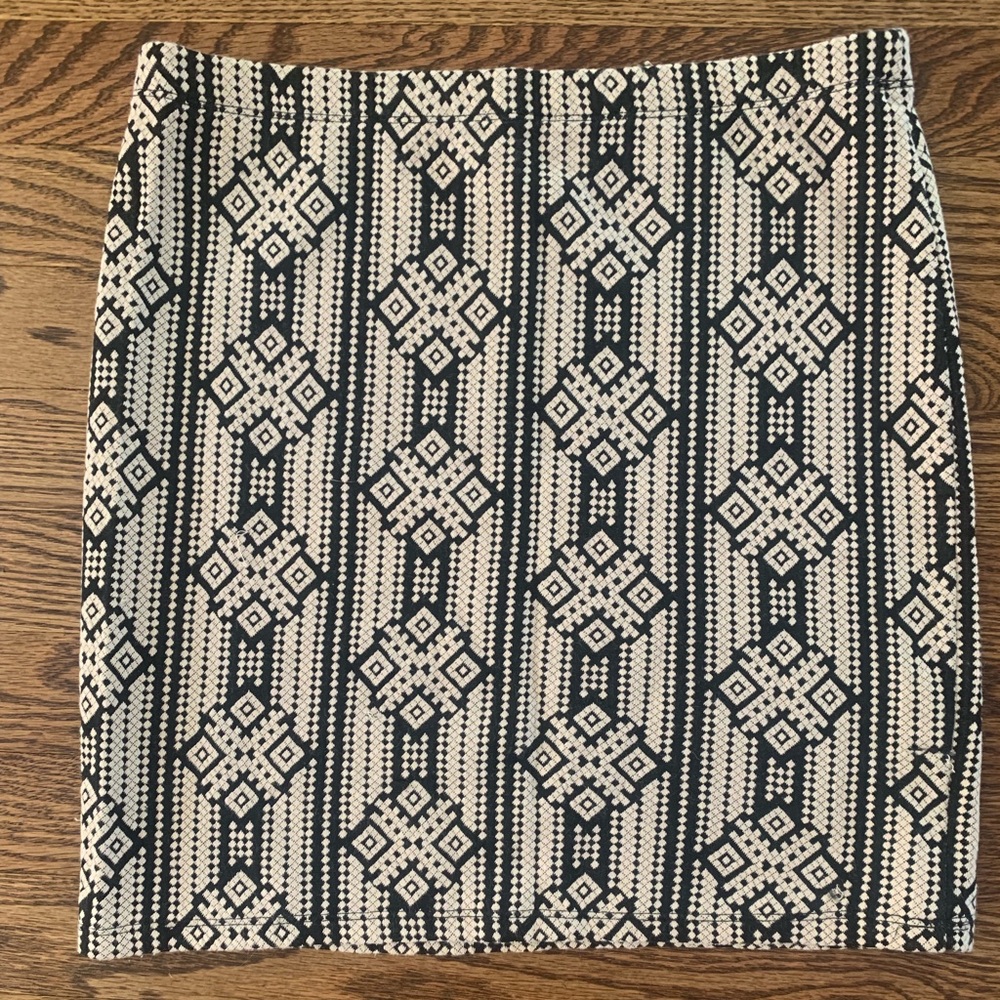 Forever 21 skirt